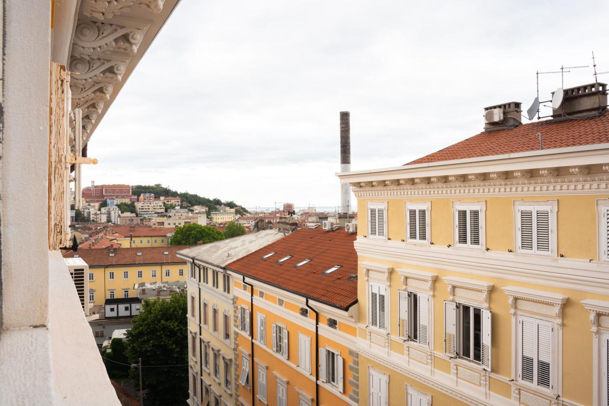 Enjoy Trieste In The City Center Dış mekan fotoğraf